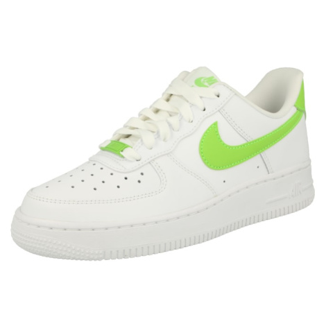 Nike Sportswear Nízke tenisky 'AIR FORCE 1 07'  svetlozelená / biela