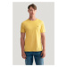 TRIČKO GANT REG SHIELD SS T-SHIRT PARCHMENT YELLOW