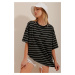 Trend Alaçatı Stili Women's Black Crew Neck Striped Oversized T-Shirt