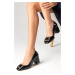 Mio Gusto Valeri Black Color Patent Leather Blunt Toe Women's Heeled Shoes