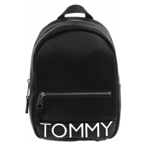 Tommy Hilfiger dámský batoh AW0AW15428 BDS Black AW0AW15428BDS