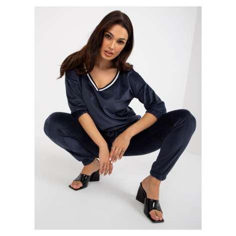 Navy blue women's velour set with 3/4 sleeves