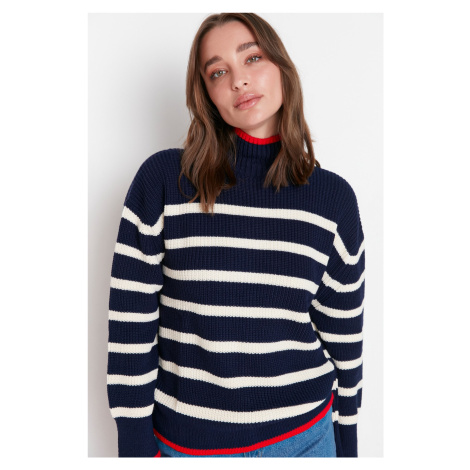 Trendyol Navy Blue široký vzor pruhovaný pletený sveter