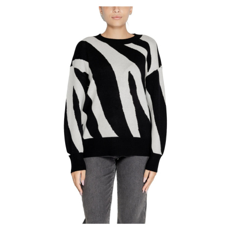 Vero Moda  VMNANCY LS O-NECK LONG PULLOVER BOO 10310665  Svetre Čierna