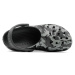 Chlapčenské kroksy (rekreačná obuv) CROCS Classic Camo Clog K black grey