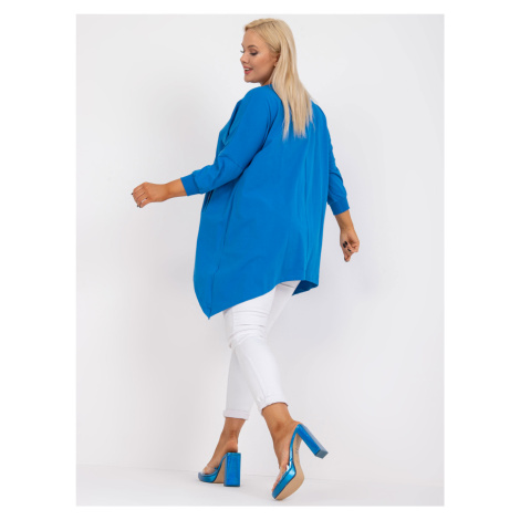 Dark blue tunic of larger size with 3/4 sleeves