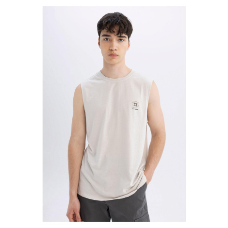 DEFACTO Regular Fit Printed Crew Neck Undershirt