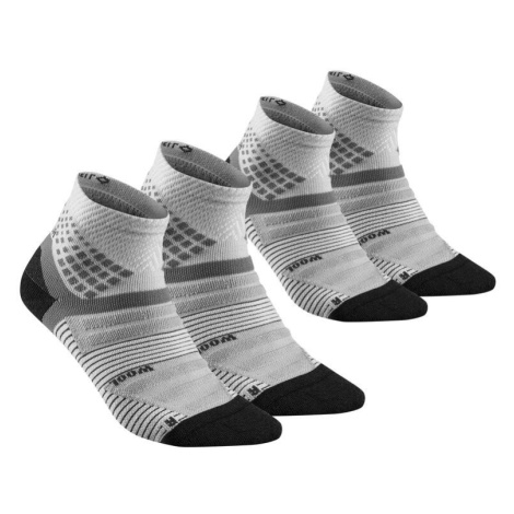 Turistické ponožky Hike 900 polovysoké sivé 2 páry QUECHUA