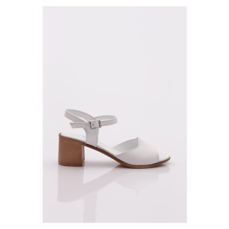 DGN 15-17 Women's Sandals Genuine Leather White