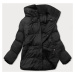 Krátka čierna zimná bunda s vysokým stojačikom (5M729-392)