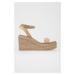 Semišové sandále Calvin Klein dámske, béžová farba, na kline