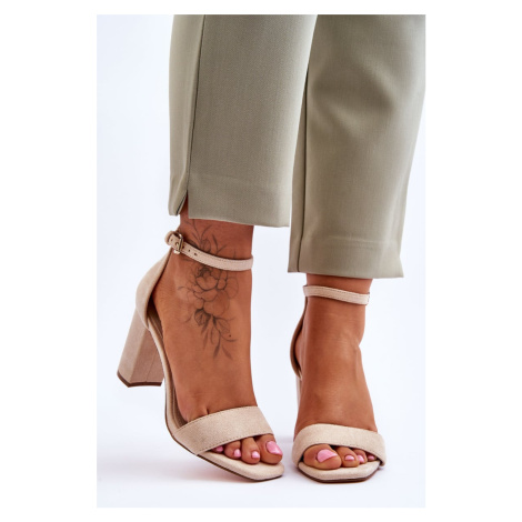 Women's classic suede sandals Beige Passo