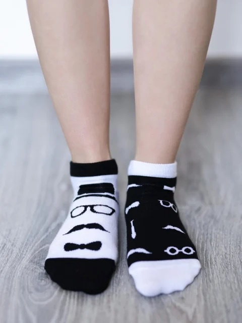 Veselé barefoot ponožky vyjadria váš štýl