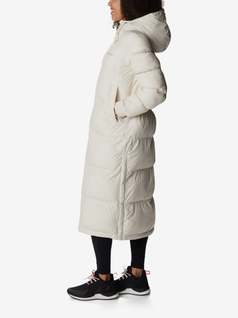 Dlhý prešívaný zimný kabát ako symbol štýlu?
