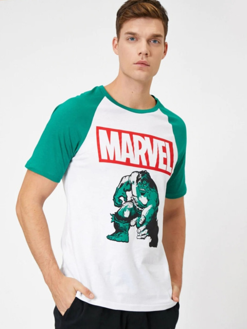 Marvel oblečenie