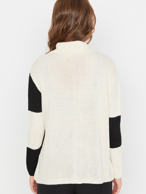 Ako si vybrať sveter na zips?